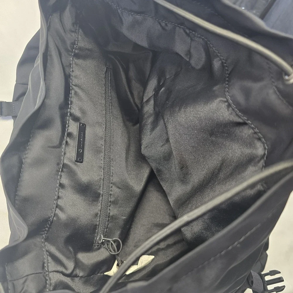 lululemon athletica small rip